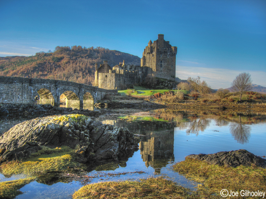 Eilean Donan Castle taken with a 7.1 megapixels compact camera