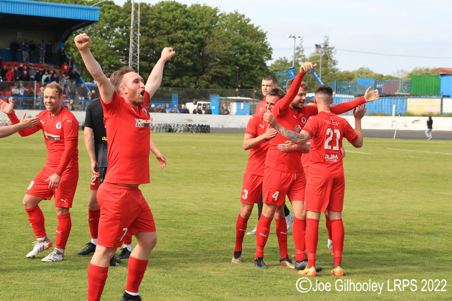 Cowdenbeath v Bonnyrigg Rose . The full time celebrations 