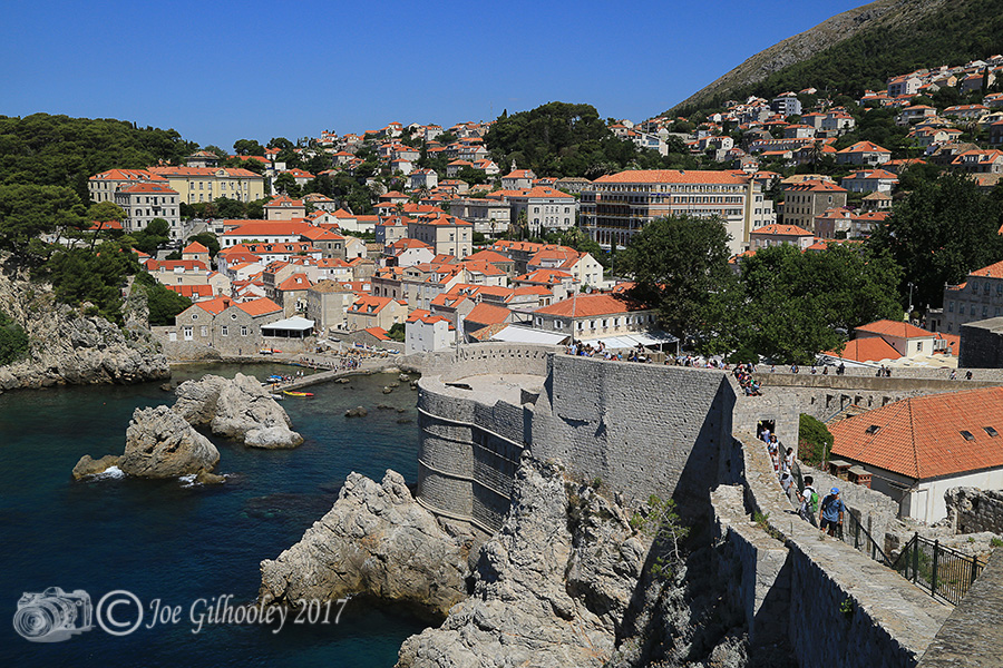 Walk around Dubrovnik city walls