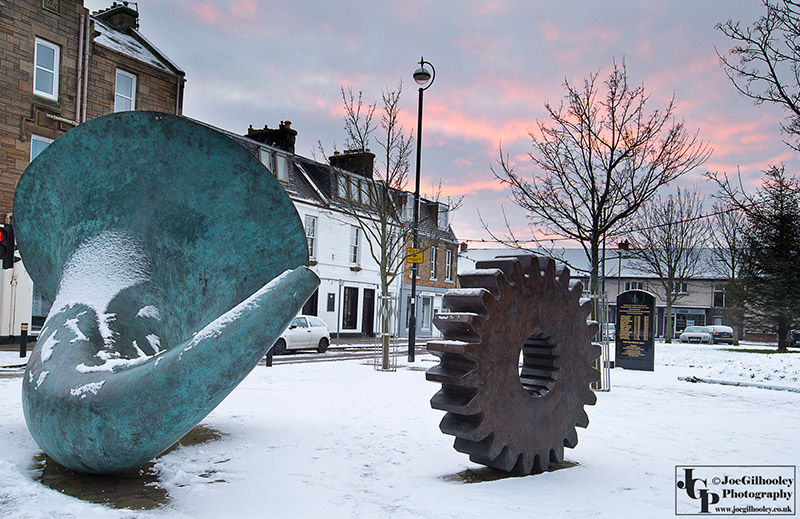MacTaggart Scott sculptures at Fountain Green Loanhead in the snow