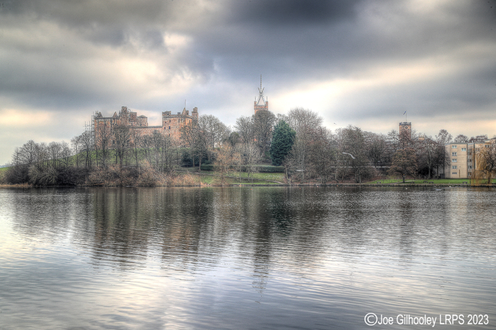 Linlithgow Palace & Linlithgow Loch