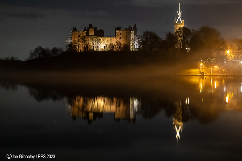 Linlithgow Palace & St Michaels Church  by night