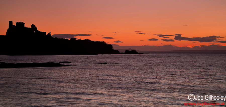Tantallon Castle sunset from Seacliff Beach 