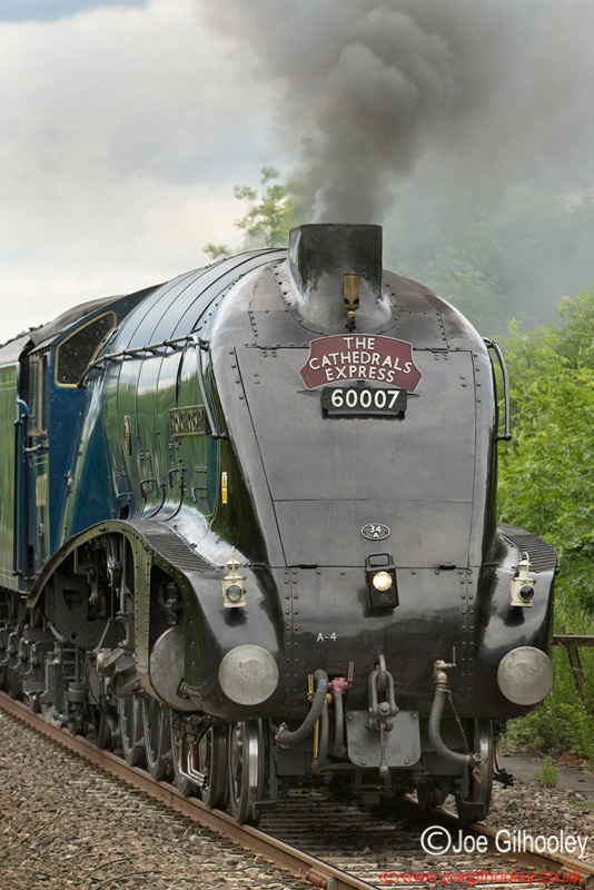 Sir Nigel Gresley 60007 Steam Train leaving Forth Bridge